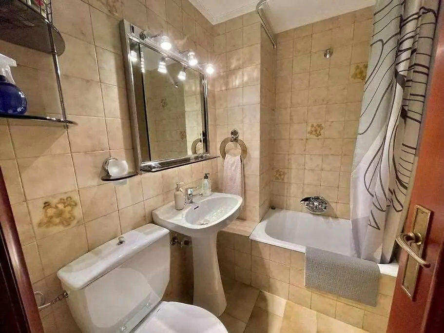 Amatxo Maitia Amplio Piso En Zona Residencial Apartment Bilbao Spain