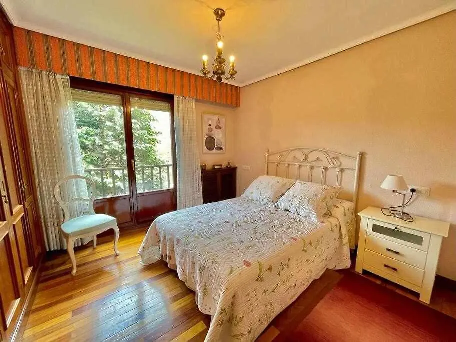 Amatxo Maitia Amplio Piso En Zona Residencial Apartment Bilbao 0*,
