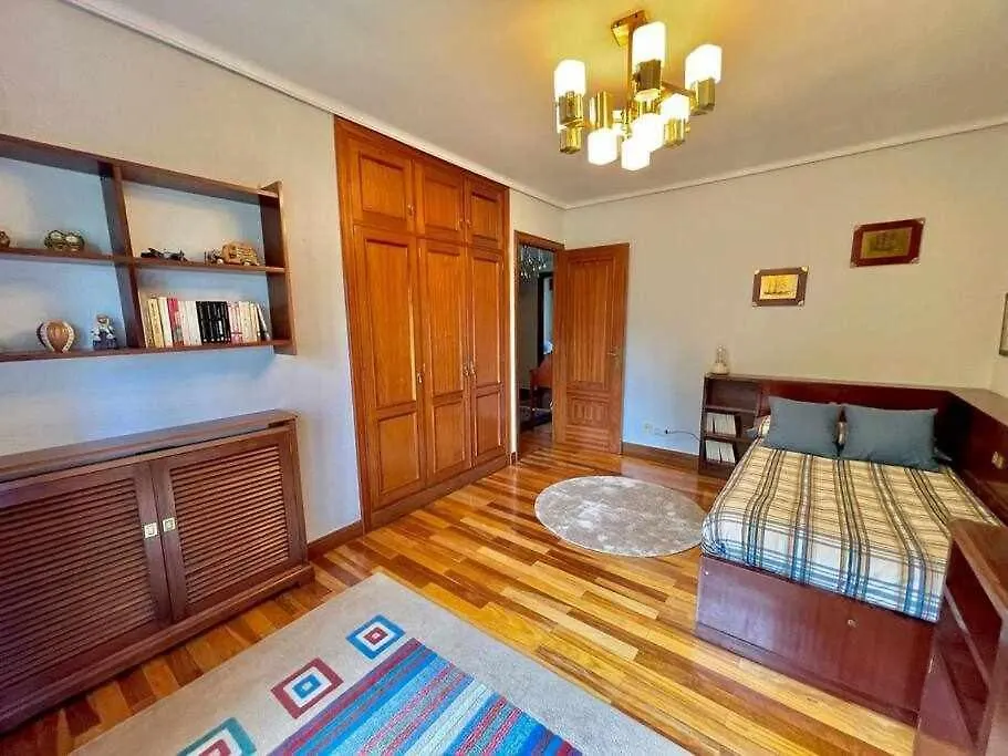 Amatxo Maitia Amplio Piso En Zona Residencial Apartment Bilbao Spain